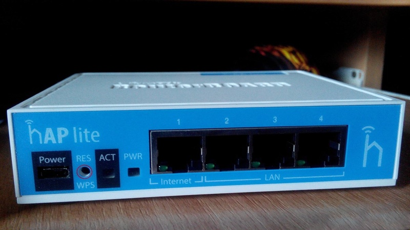 MikroTik hEX RB750Gr3 Gigabit Router