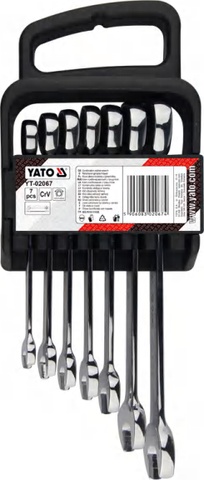Combination ratchet wrench set